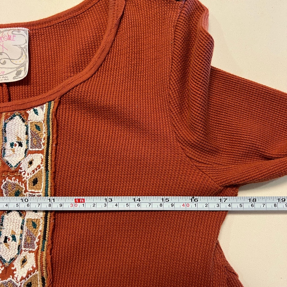 FREE PEOPLE Primrose Thermal Boho Embroidered Peplum Folk Top | XS | Retail $119 - Picture 7 of 8